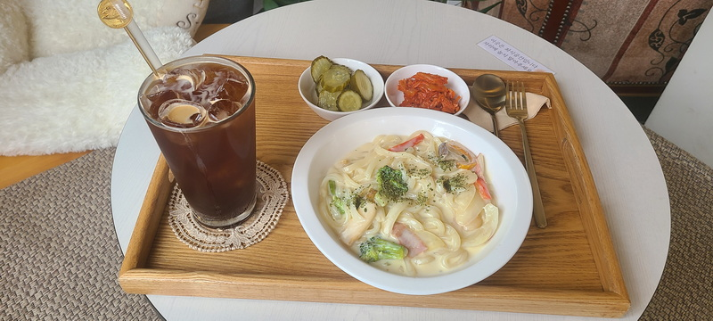 신포동 카페