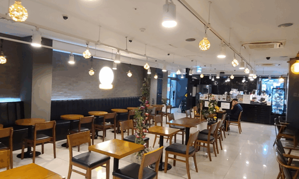 신포국제시장 근처 신포동 카페 아메리카노 1900원 깨끗 넓고 예쁜 알바생 있는 곳